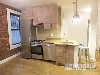 Rented by R New York