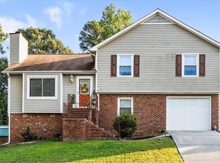 2119 Tealwood Dr, Greensboro, NC 27407