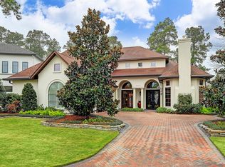 71 Golden Scroll Cir, Spring, TX 77382