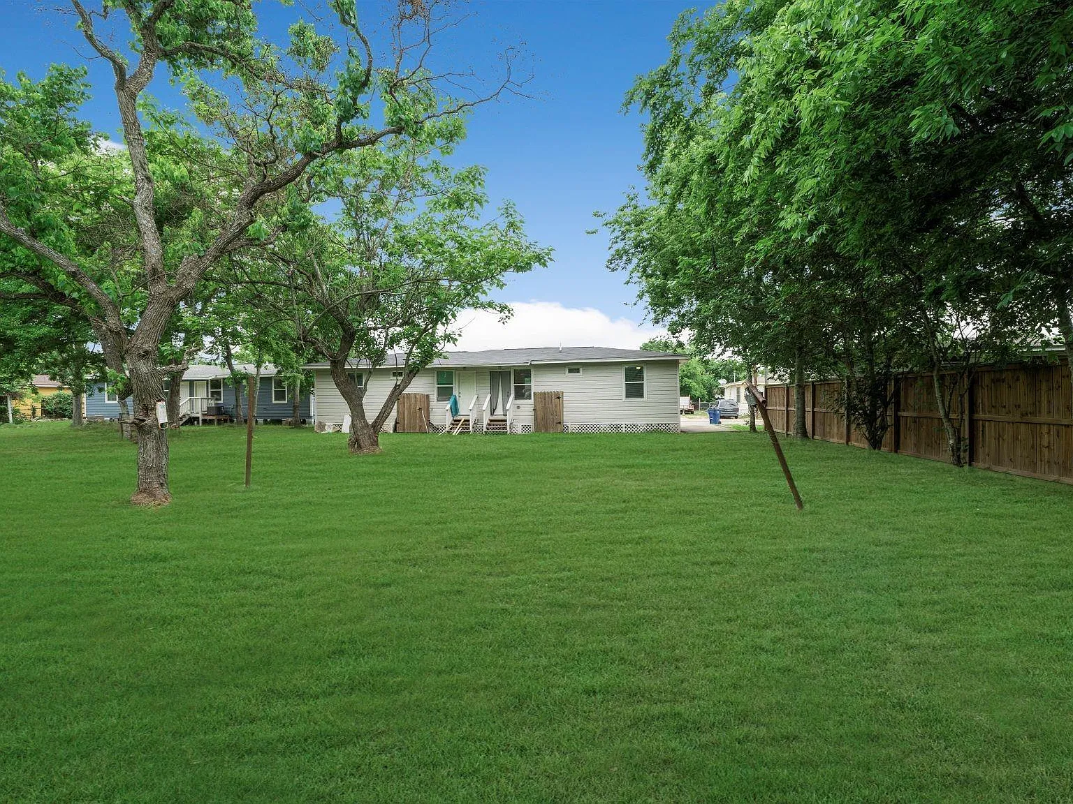 2 bed, 1.0 bath, 730 sqft, $950 — Photo 4