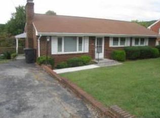 748 Dexter Rd, Roanoke, VA 24019