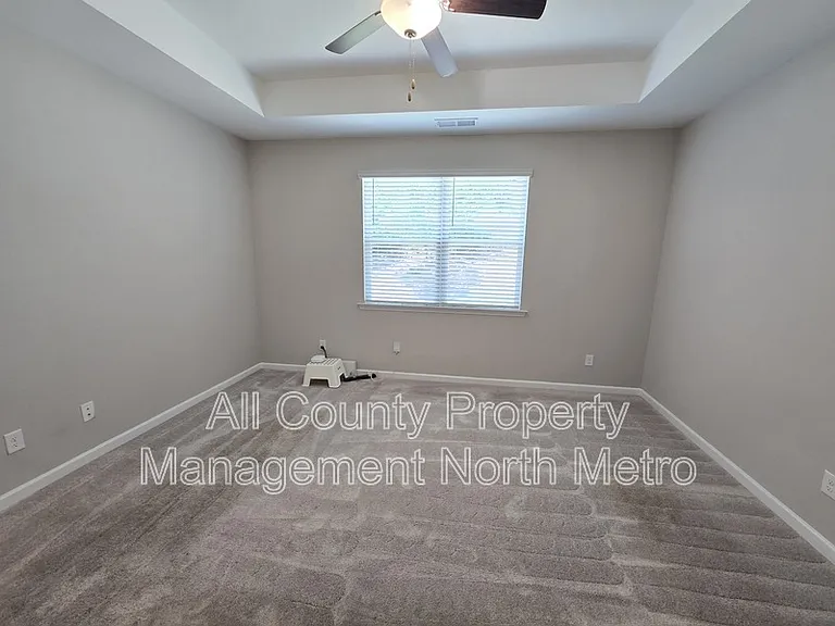 490 Tall Pines Ter — Photo 9