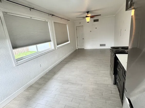 7443 Branch St, Hollywood, FL 33024