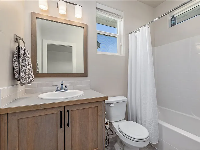 5562 S Zaivcla Ave — Photo 14
