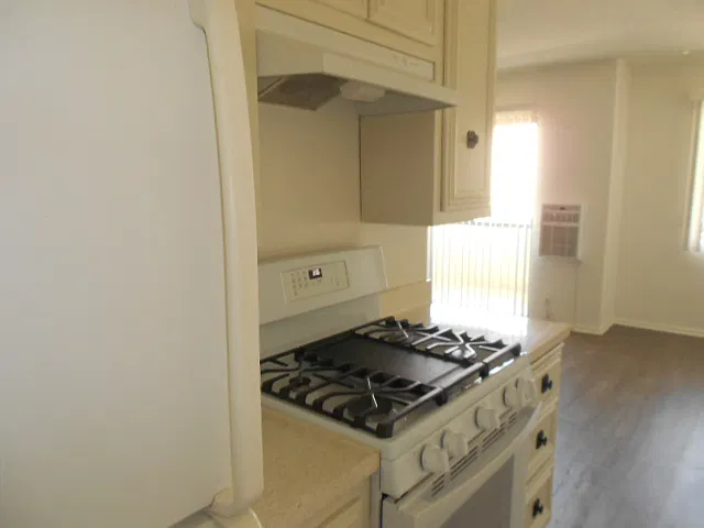 1806 Corinth Ave #8 — Photo 17