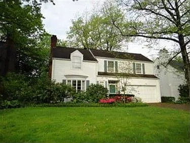 2504 Newbury Dr photo 1