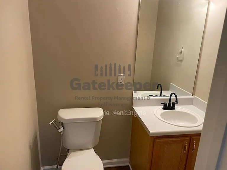 10564 Village Lndg — Photo 8