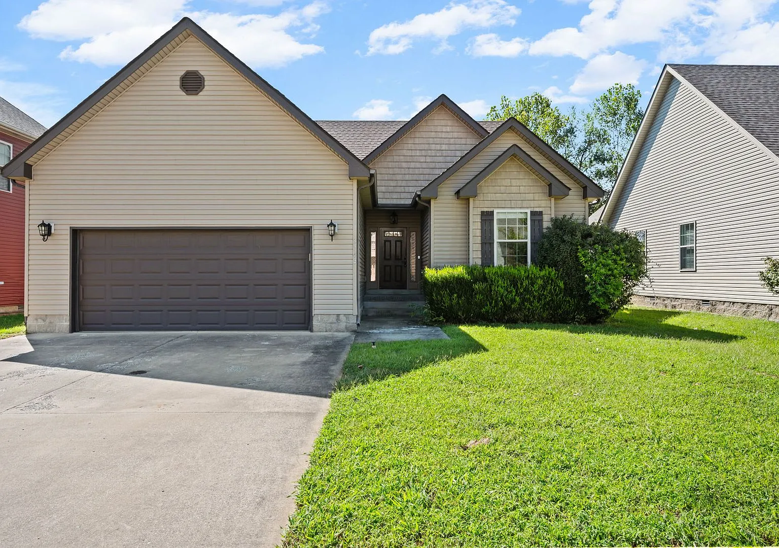 Single-Family Home with High Ceilings and Covered Back Deck! — Photo 1