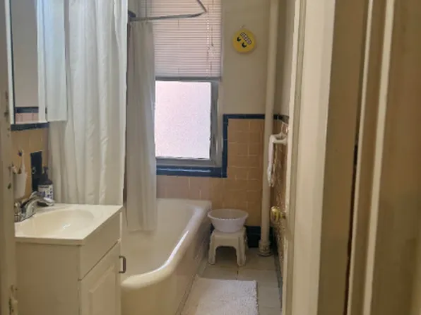 141-25 Northern Boulevard image 11 of 17