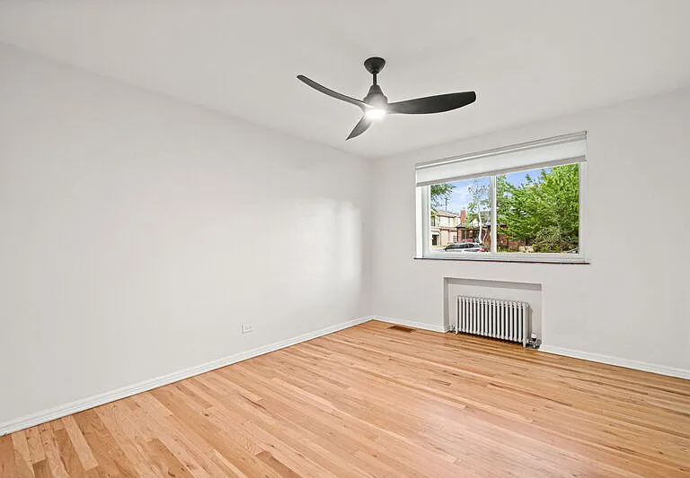 525 N Jackson St — Photo 8