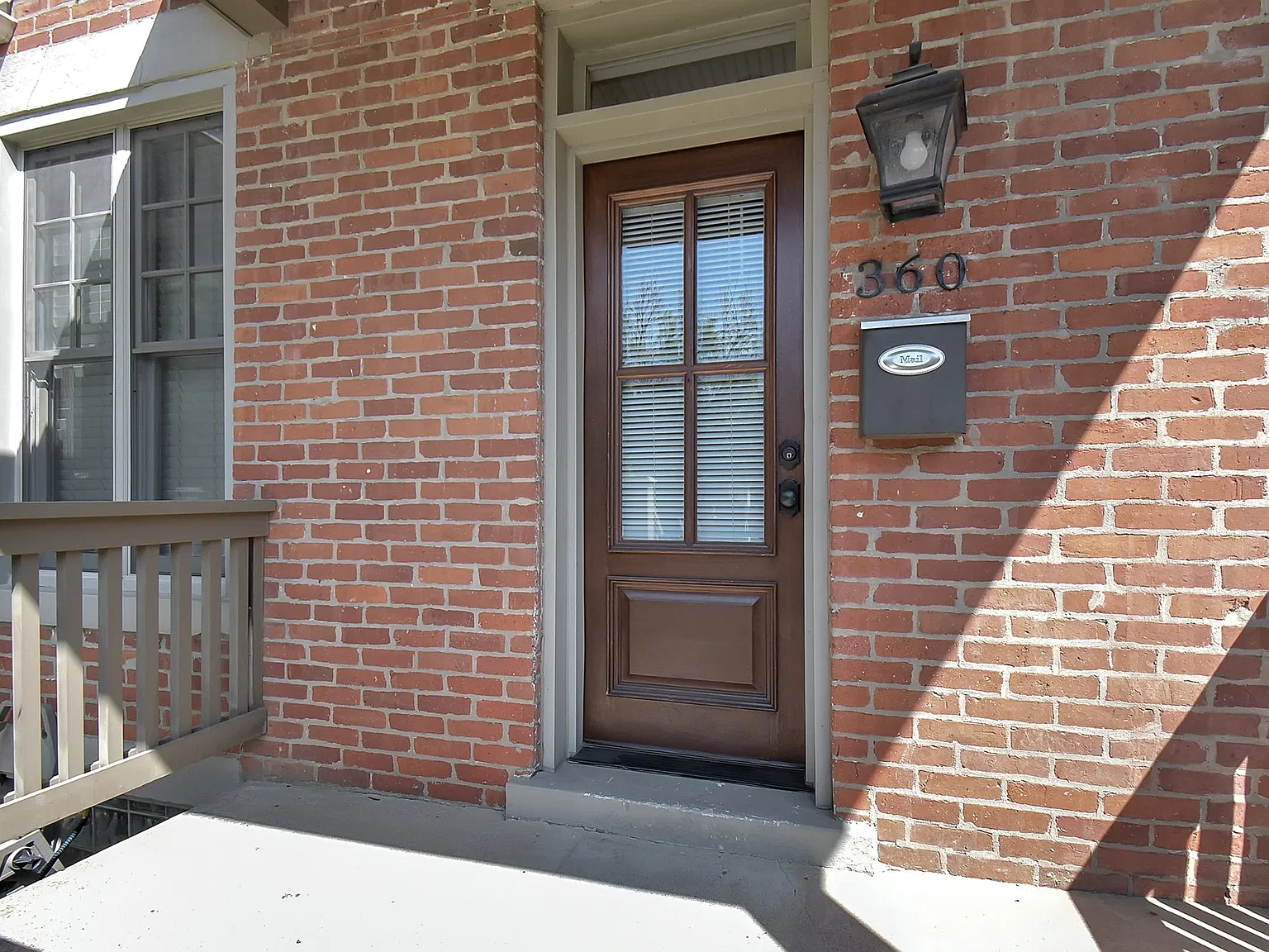 3 bed, 3.5 bath, 1728 sqft, $3,400 — Photo 3