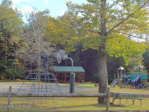 4th image of B1105 Tanglewood Dr