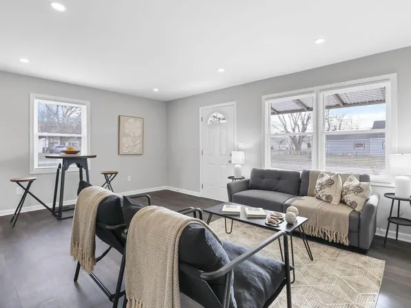 5072 Vanderbilt Dr, Columbus, OH 43213