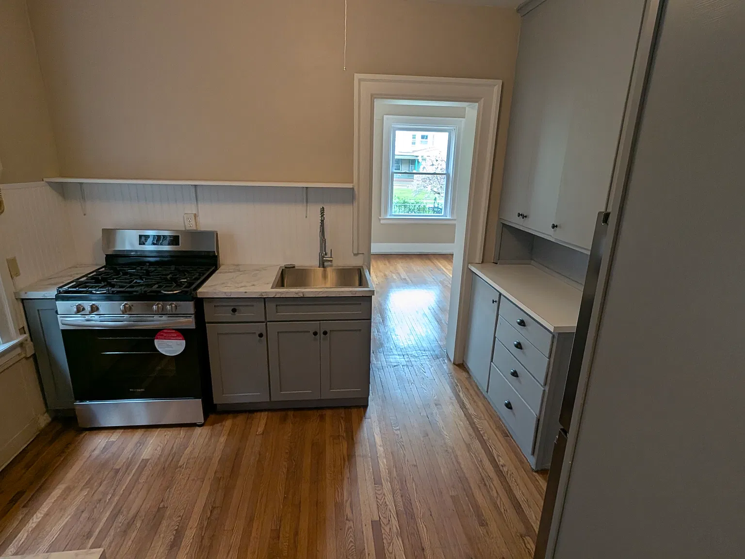 1 bed, 750 sqft, $1,450 — Photo 3