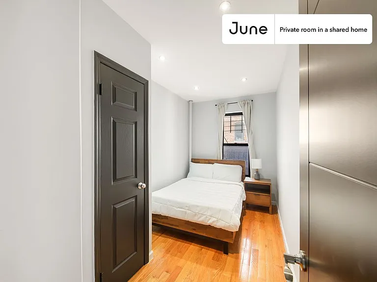 225 W 109th St #A — Photo 2