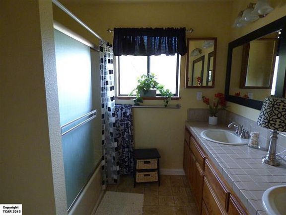 4th image of 15561 Shady Oak Dr