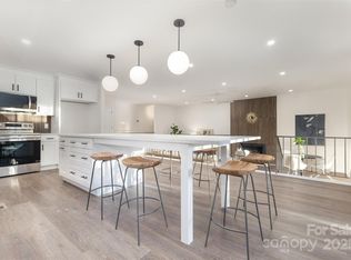 1184 Molokai Dr, Tega Cay, SC 29708