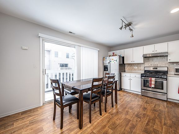 5th image of 2822 Shelly Ln #2822