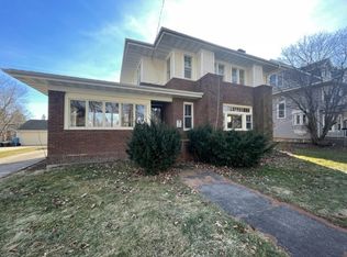 309 E Brayton Rd, Mount Morris, IL 61054