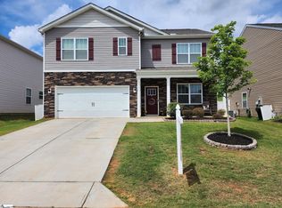71 Oak Edge Ln, Greer, SC 29651