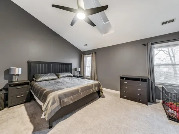 5 Chiswell Ct, Durham, NC 27705