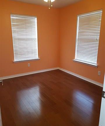 5th image of 23538 Wellington Ave