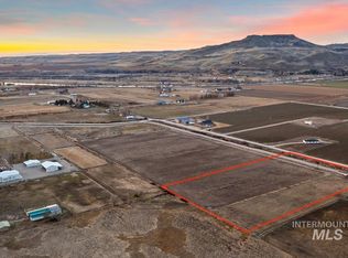 3700 Lexington Ln, Emmett, ID 83617