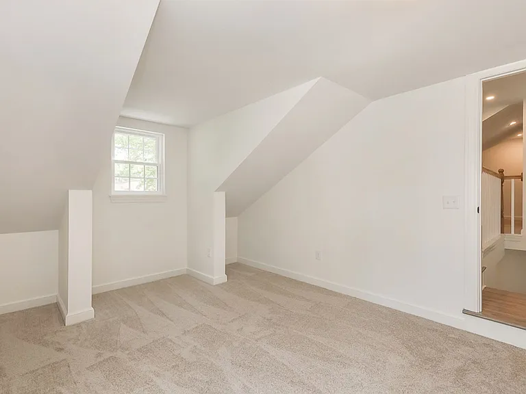 27011 Normandy Rd — Photo 12