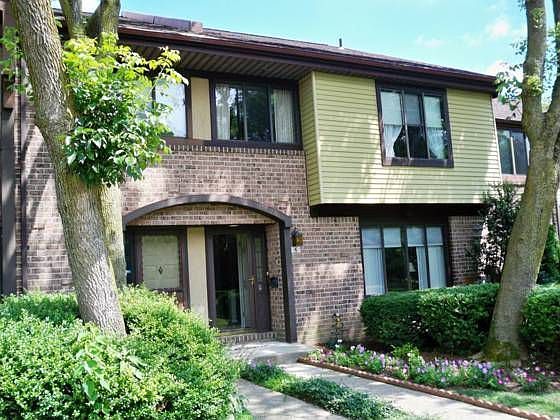 1st image of 6 Essex Pl