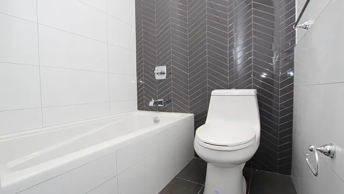 Rented by Nooklyn NYC LLC | media 31