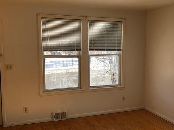 2nd image of 3211 Fremont Ave N
