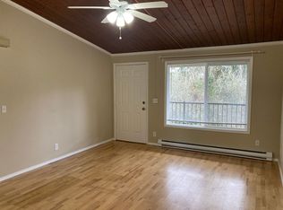 6730 SW Canyon Rd #6, Portland, OR 97225