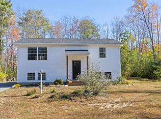 210 Brackett Rd, Gorham, ME 04038