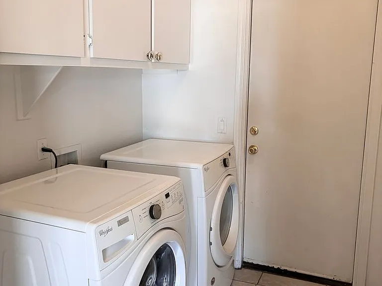 1083 W Aspen Ave — Photo 8