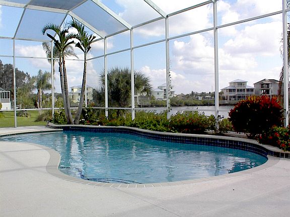 Pool and pool garden
