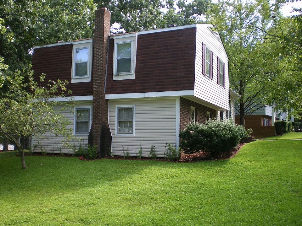 2nd image of 228 Hillstone Dr