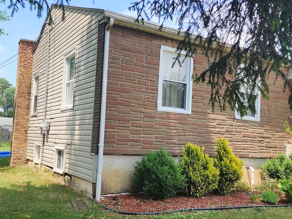 2nd image of 2218 Atlantic Ave