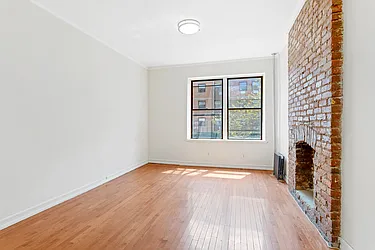 Rented by Safdie Realty Group
