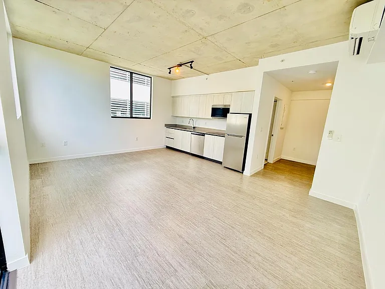 726 NW 3rd St #209 — Photo 1