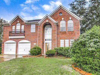 1702 Hunter Green Ln, Fresno, TX, 77545