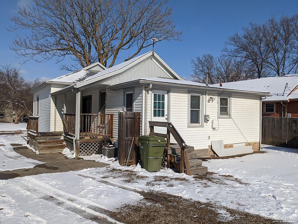 1st image of 1018 Gypsum Ave