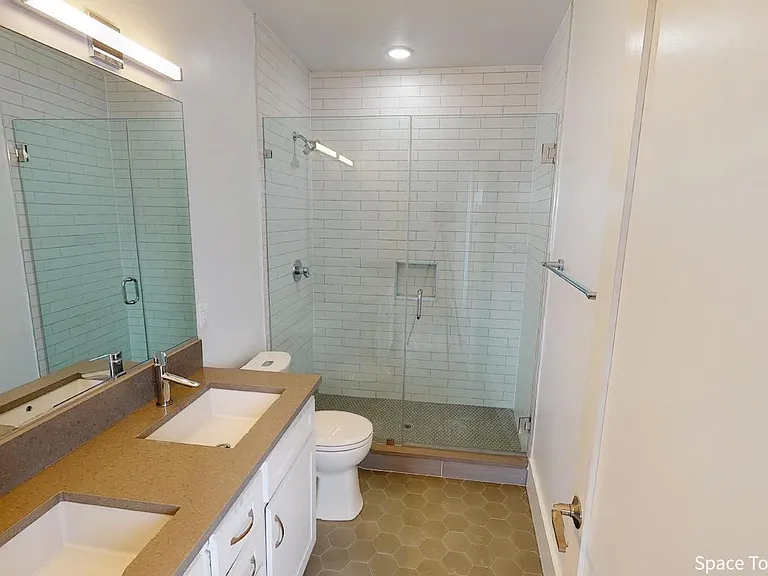 917 Sheridan St NW #2 — Photo 6