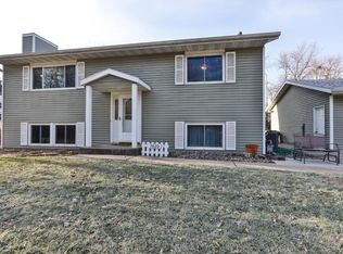 7620 Hadley Ave S, Cottage Grove, MN 55016