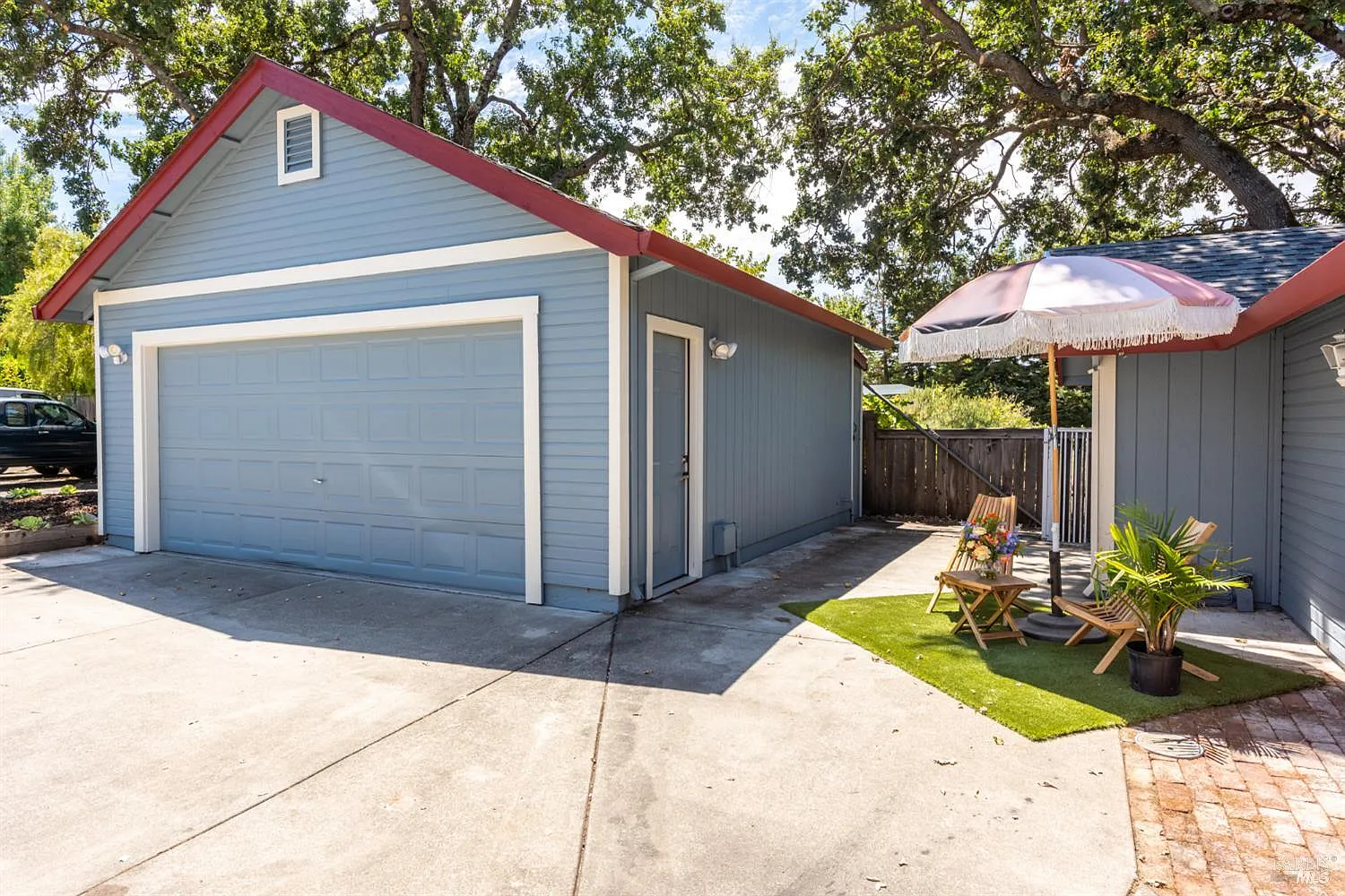 1861 Rhianna Street - Photo 4