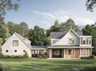 27 Double Ox Rd, Oak Bluffs, MA 02557