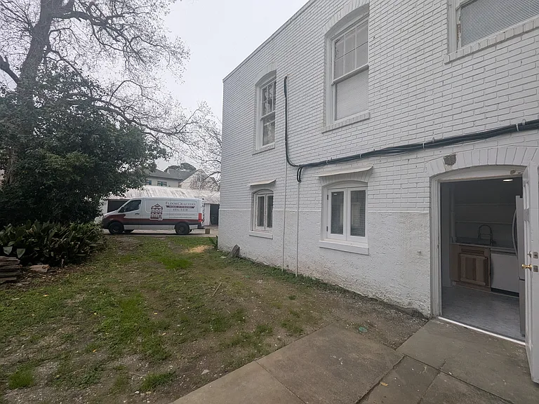 5339 Saint Charles Ave #B — Photo 30