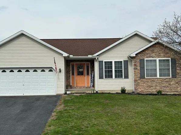 1 Williamsburg Dr #L-0011, Jonestown, PA 17038