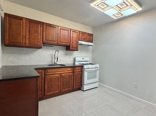 3322 Wellington St, Philadelphia, PA 19149