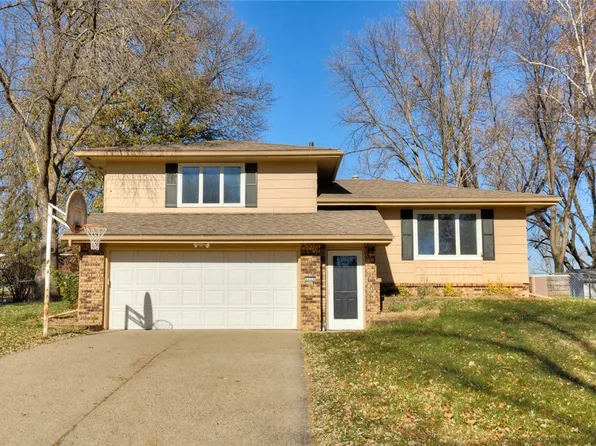 1225 Westside Dr, Polk City, IA 50226