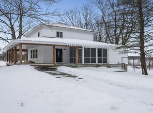 4402 S Chana Rd, Chana, IL 61015